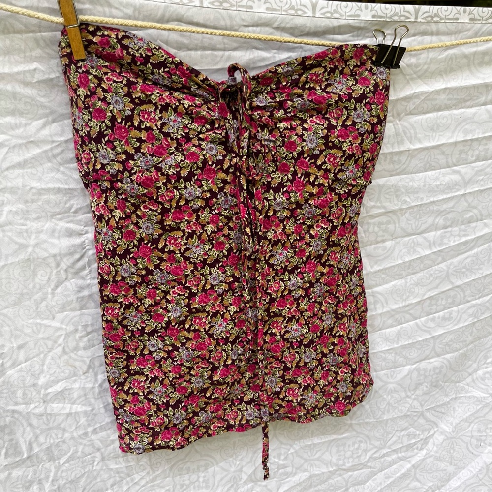 Strapless top